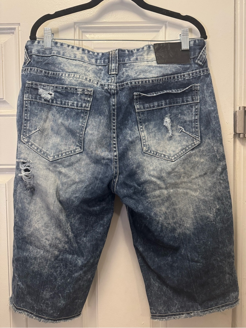 Men's Distressed Denim Jean Shorts – Washed Blue 0328 - Picture 4 of 5